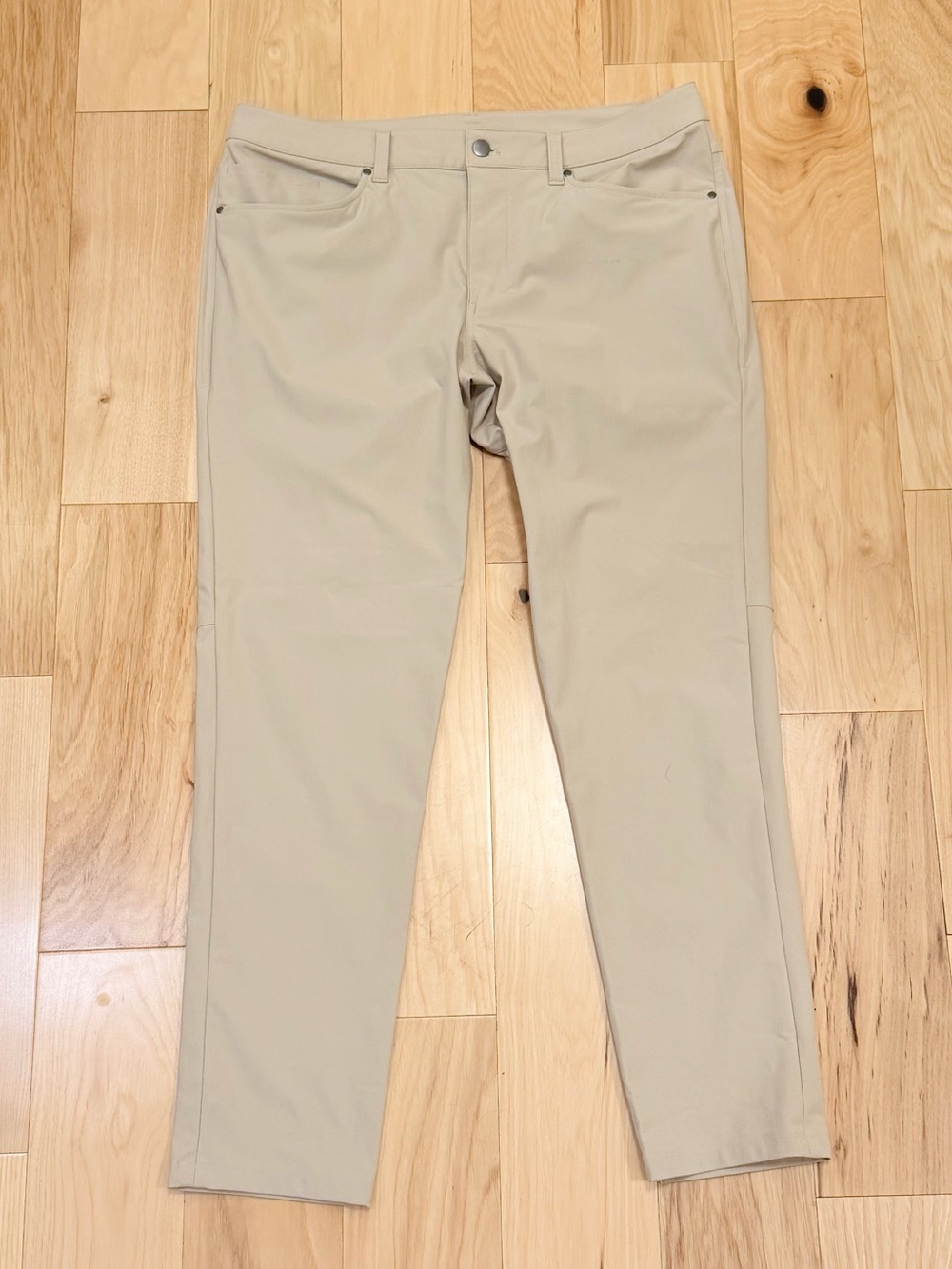 LIKE NEW Lululemon Men’s ABC Slim Fit Pant 31” Warpstreme